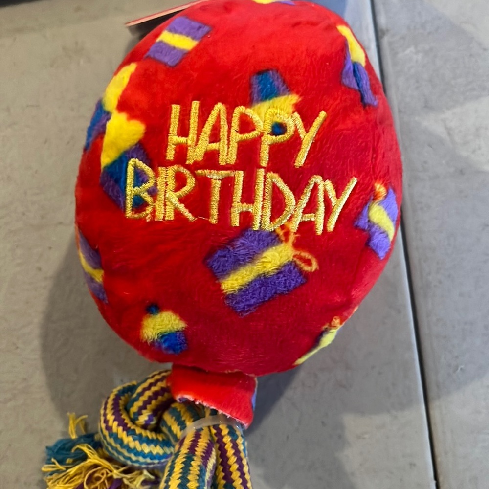 Kong birthday balloon